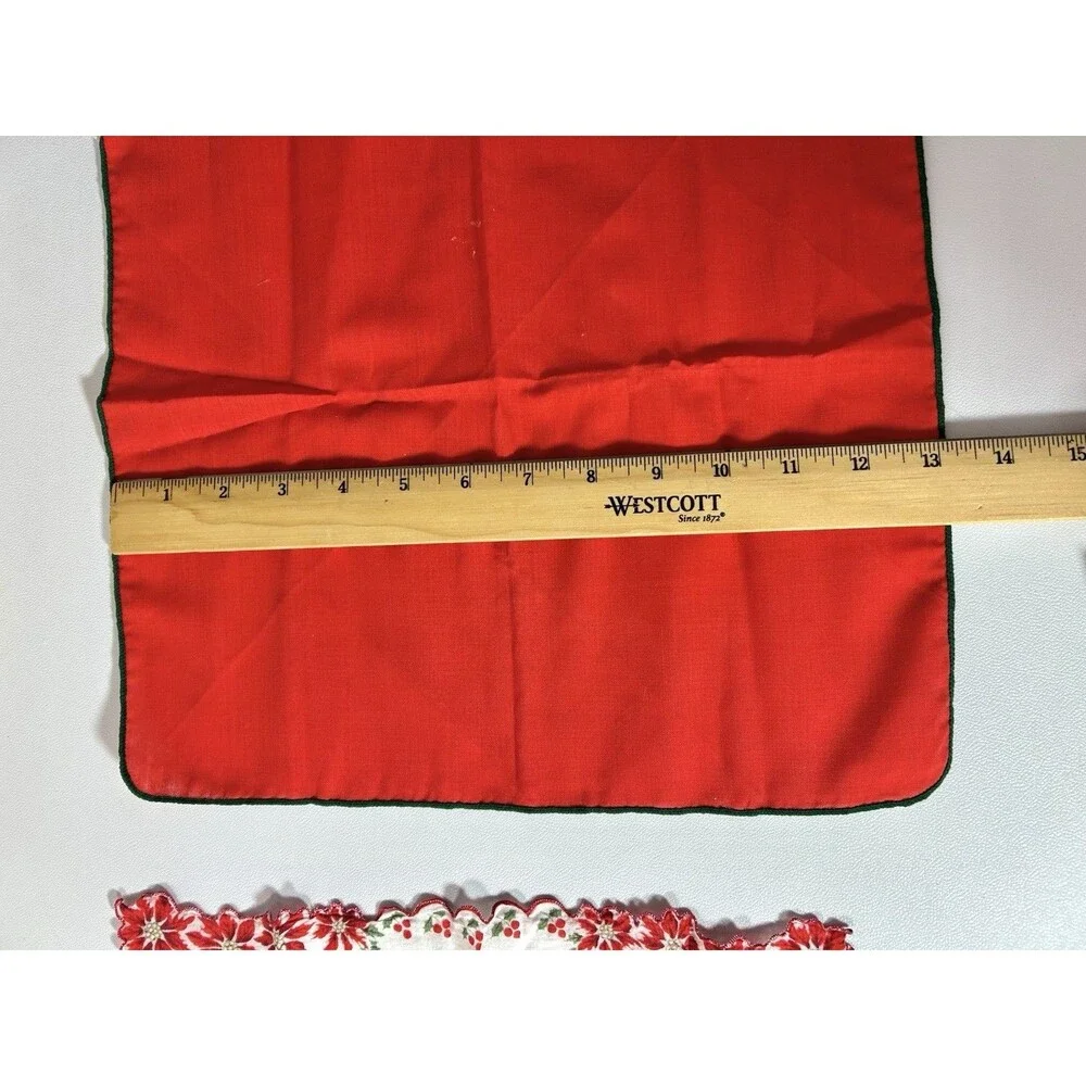 Vintage Lot of Vtg Christmas Cloth 9 Potholders 8 Napkins Table Kitchen Decor